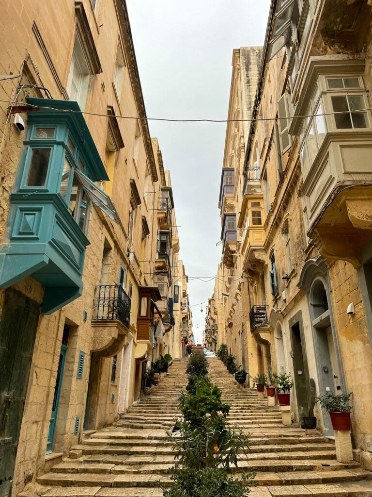 Malta, Exploring Mighty Malta: A Visitor Guide
