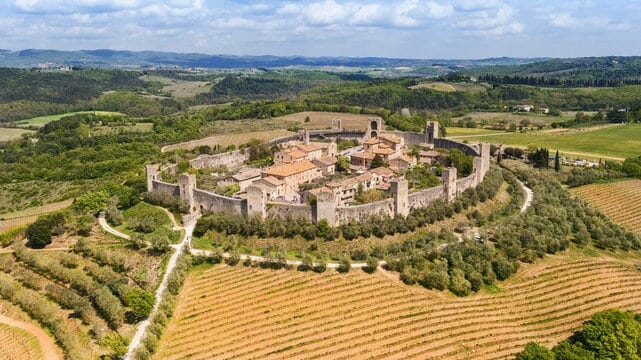 Castello Monteriggioni, Castello Monteriggioni, Tuscany: A Visitor Guide