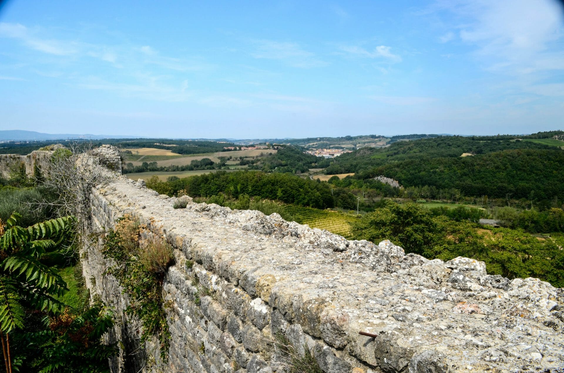Castello Monteriggioni, Tuscany: A Visitor Guide - Wanderers Compass