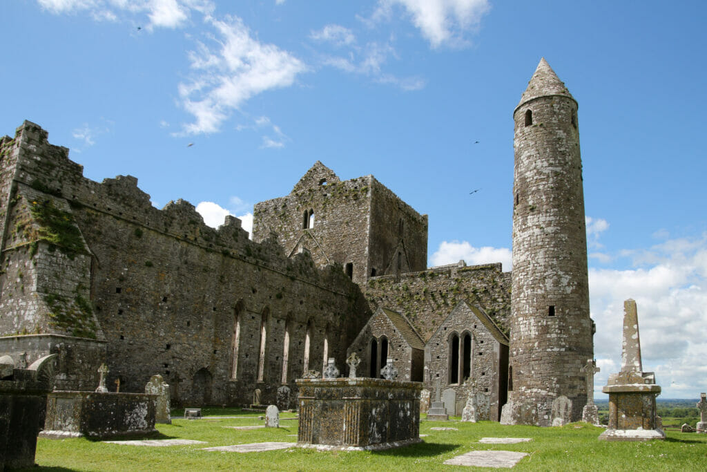 Rock of Cashel, Rock of Cashel – Ireland&#8217;s Ancient Site of Kings